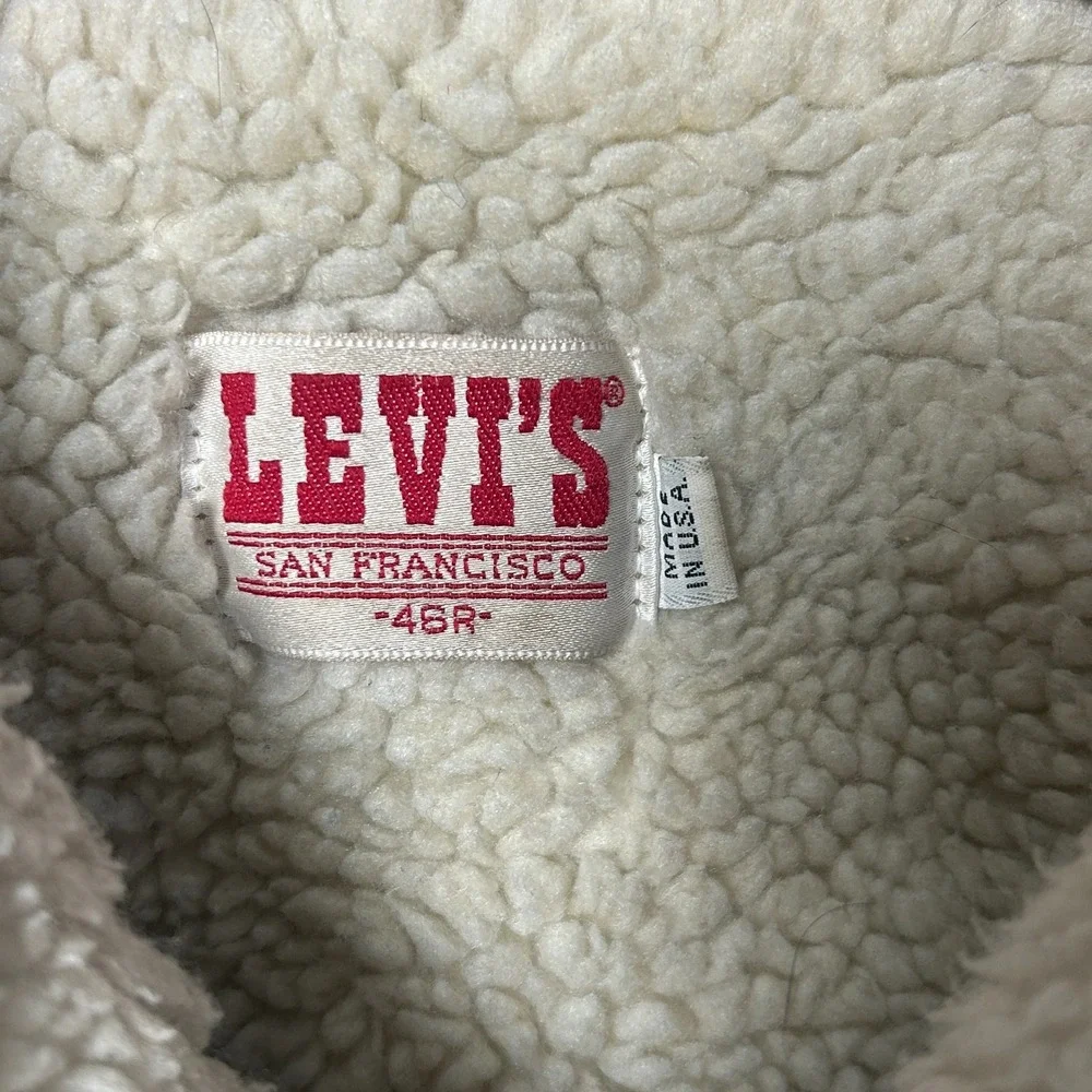 VTG 80s Levis Size 46R Sherpa Lined Denim Trucker Jacket Made In USA Blue Mens